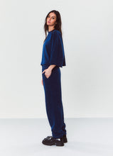 Load image into Gallery viewer, Luca <br> Bell Sleeve Box Top