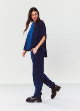 Load image into Gallery viewer, Billie &lt;br&gt; Boxy Poncho
